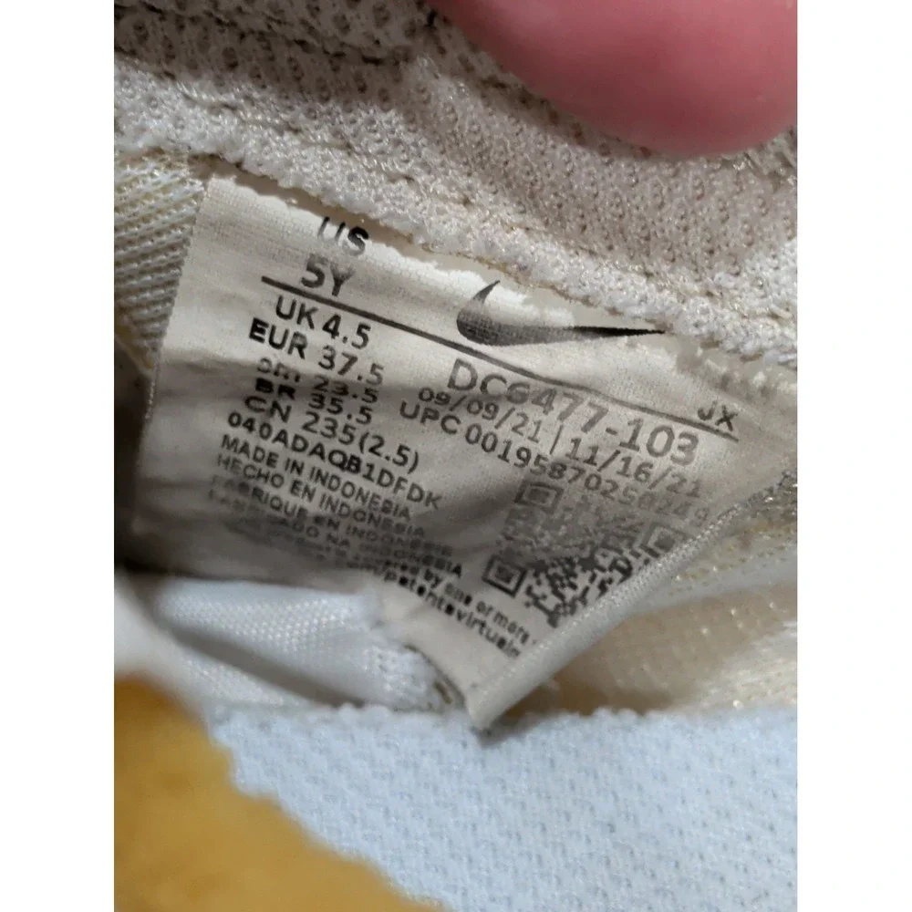 Nike Waffle Trainer 2 Women's Size 7 Sail Light Bone Running Shoes Boy Sz 5 Y